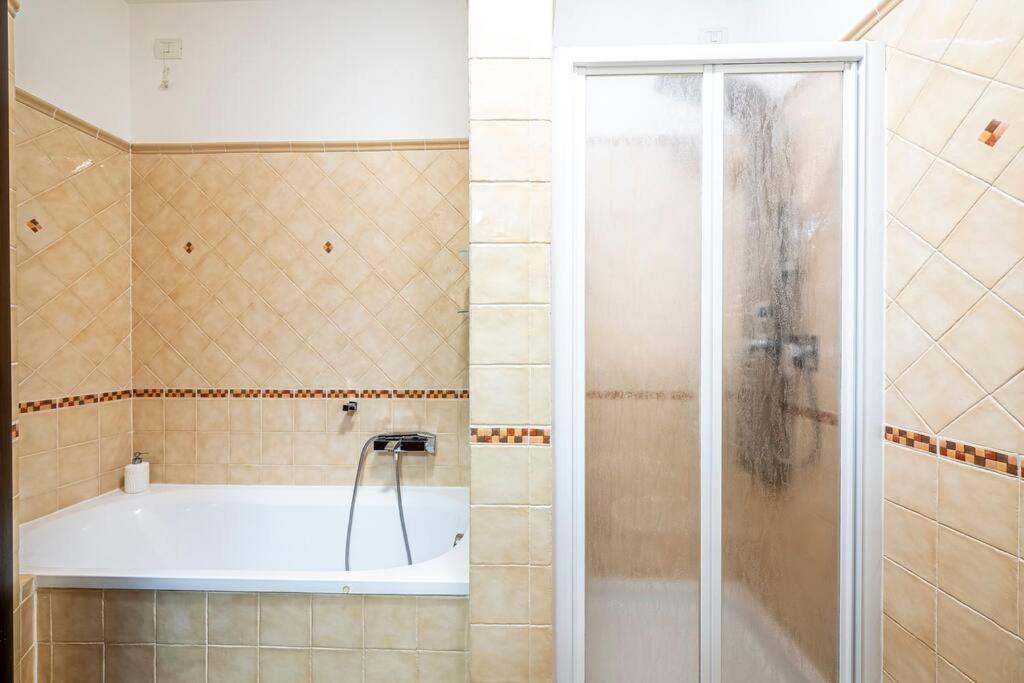 Leopolda Apartment Free Wi-Fi ฟลอเรนซ์ ภายนอก รูปภาพ